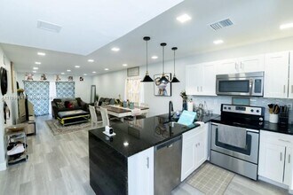 905 Southridge Rd in Delray Beach, FL - Building Photo - Building Photo