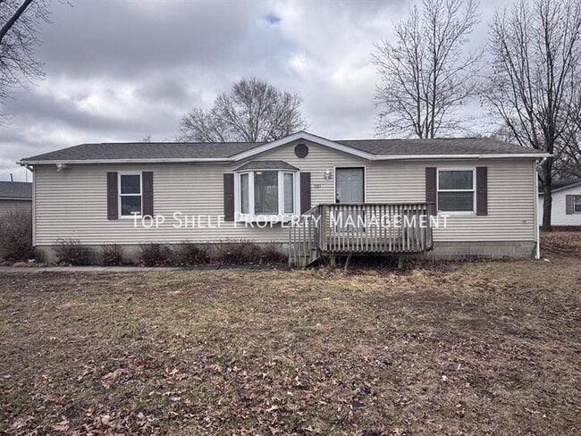 property at 510 S 4th St