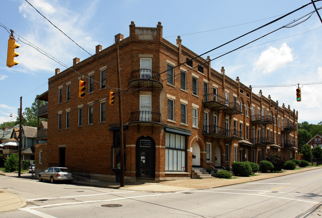 Avery Apartments in Parkersburg, WV - Building Photo