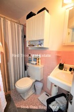 1748 Beacon St, Unit 4 in Brookline, MA - Building Photo - Building Photo