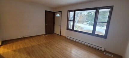 1823 Gregg Ct NW in Bemidji, MN - Building Photo - Building Photo