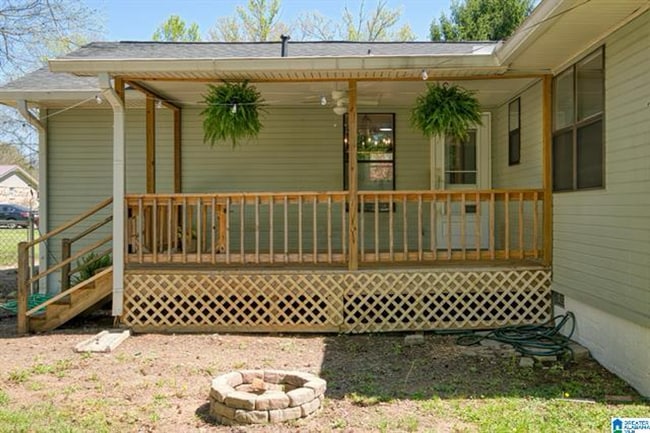 1911 Glen Davis Ln in Oxford, AL - Building Photo - Building Photo