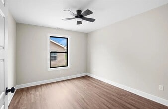 107 Madeline Ct in Russellville, KY - Building Photo - Building Photo