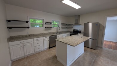 1276 Norman Dr in Leeds, AL - Building Photo - Building Photo