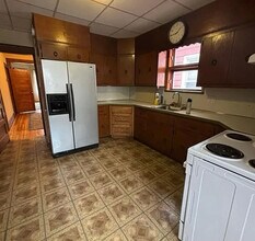 246 20th Ave in Paterson, NJ - Foto de edificio - Building Photo