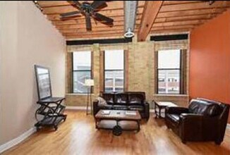 141 N Water St, Unit #46 in Milwaukee, WI - Foto de edificio - Building Photo
