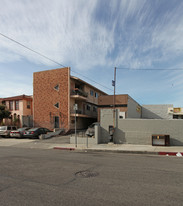 1653 Kenmore Ave Apartments