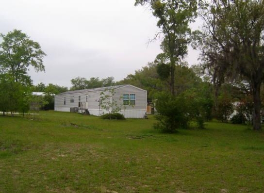 Cooper Lake Mobile Home Park in Interlachen, FL - Building Photo - Other