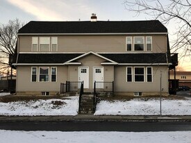 2015 Eastern Pkwy, Unit 2015 in Schenectady, NY - Building Photo