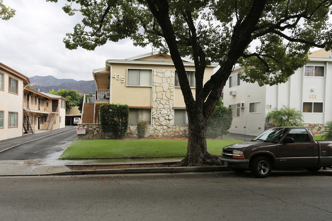 435 W Glenoaks Blvd in Glendale, CA - Building Photo - Building Photo