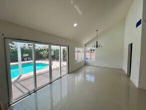 37 Plymouth in Irvine, CA - Building Photo - Building Photo
