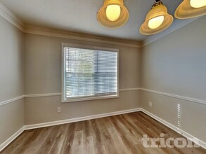 1454 Glenfield Dr in Lawrenceville, GA - Foto de edificio - Building Photo