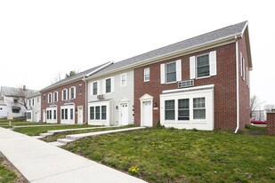 616 E 10th St in Michigan City, IN - Building Photo