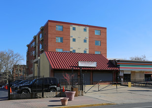 Walnut Hill Square Apartments in Philadelphia, PA - Building Photo - Building Photo