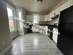 2101 Eby Ave in Fort Wayne, IN - Building Photo - Building Photo