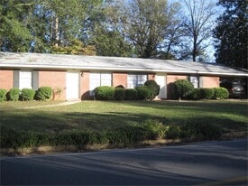 516 Hancock Dr in Americus, GA - Building Photo