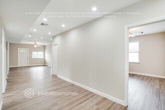 318 W 17th St in Hialeah, FL - Foto de edificio - Building Photo