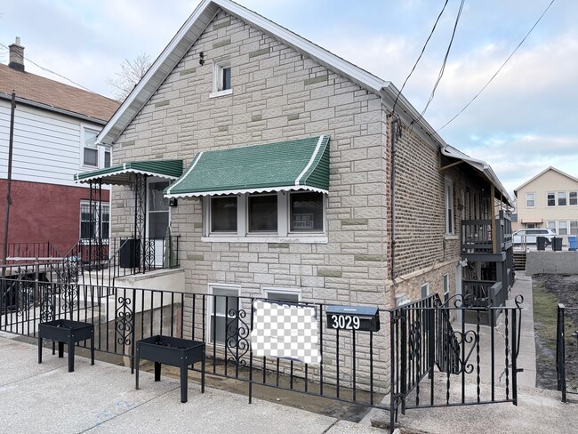 property at 3029 S Keeley St