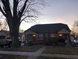 222 S 10th St, Unit 222 in Salina, KS - Building Photo
