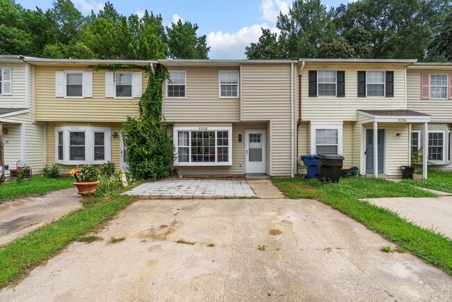 3228 Scarborough Way
