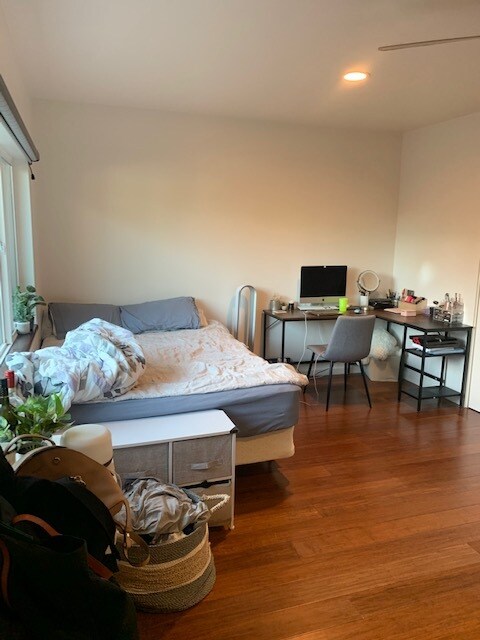 1876 Mott-Smith Dr, Unit Studio A in Honolulu, HI - Building Photo - Building Photo