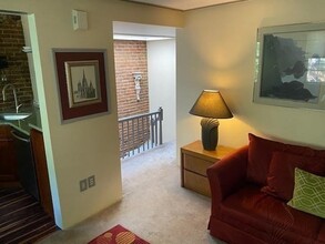 42 Melrose St, Unit 3 in Boston, MA - Building Photo - Building Photo