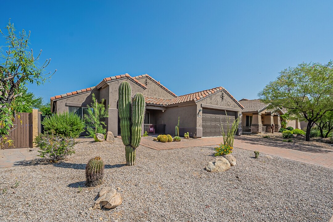 3030 W Donatello Dr in Phoenix, AZ - Foto de edificio