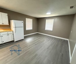 601 Thomas St in Linden, TX - Building Photo - Building Photo