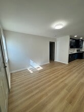 6043 74th Ct in Summit, IL - Building Photo - Building Photo