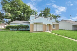 2513 Leslie St in Pasadena, TX - Building Photo