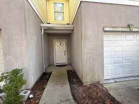 2190 Monument Rd in Jacksonville, FL - Building Photo