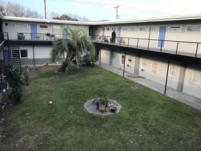 Texas City Apartments in Texas City, TX - Building Photo - Building Photo