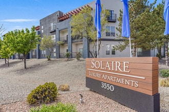 Solaire in Albuquerque, NM - Foto de edificio - Building Photo