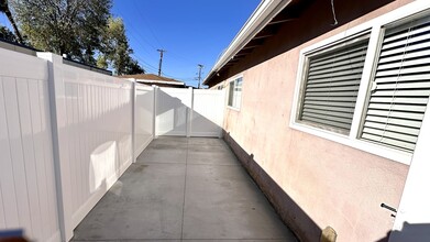 178 W Los Angeles Dr in Vista, CA - Building Photo - Building Photo