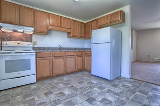 Roxbury Ridge Apartments in Shippensburg, PA - Building Photo - Interior Photo