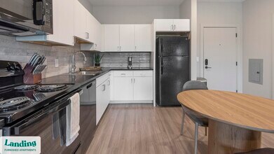 645 N Front St in Memphis, TN - Building Photo - Building Photo