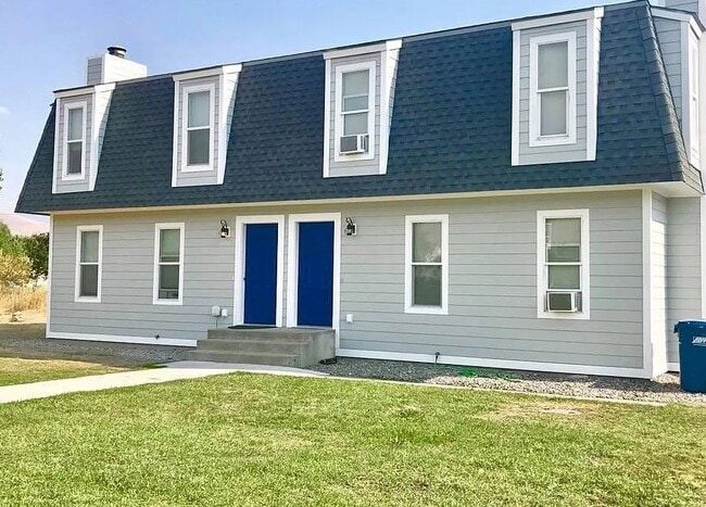 property at 2297 Sherwood Ln