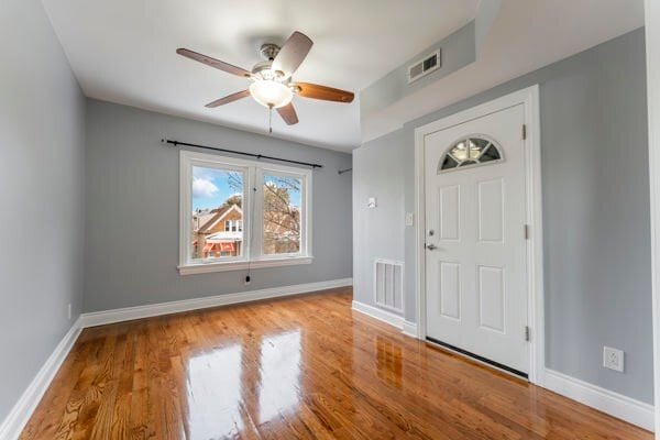 1215 N Harding Ave in Chicago, IL - Building Photo - Building Photo