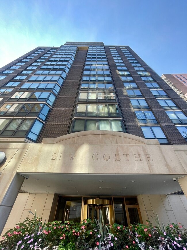 property at 21 W Goethe St