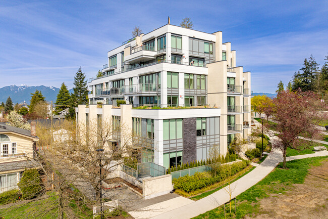 Chelsea in Vancouver, BC - Building Photo - Building Photo