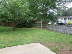 511 Concord Dr in Hampton, VA - Building Photo - Building Photo