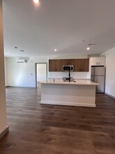 203 Lowell St, Unit 307 in Wilmington, MA - Foto de edificio - Building Photo
