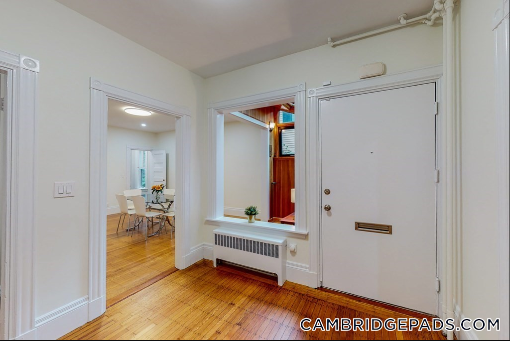 1 Langdon St in Cambridge, MA - Building Photo