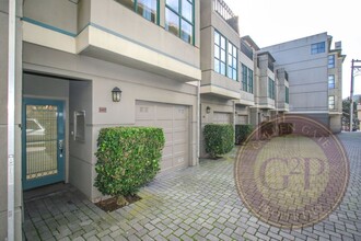 240 Portola Dr in San Francisco, CA - Building Photo - Building Photo