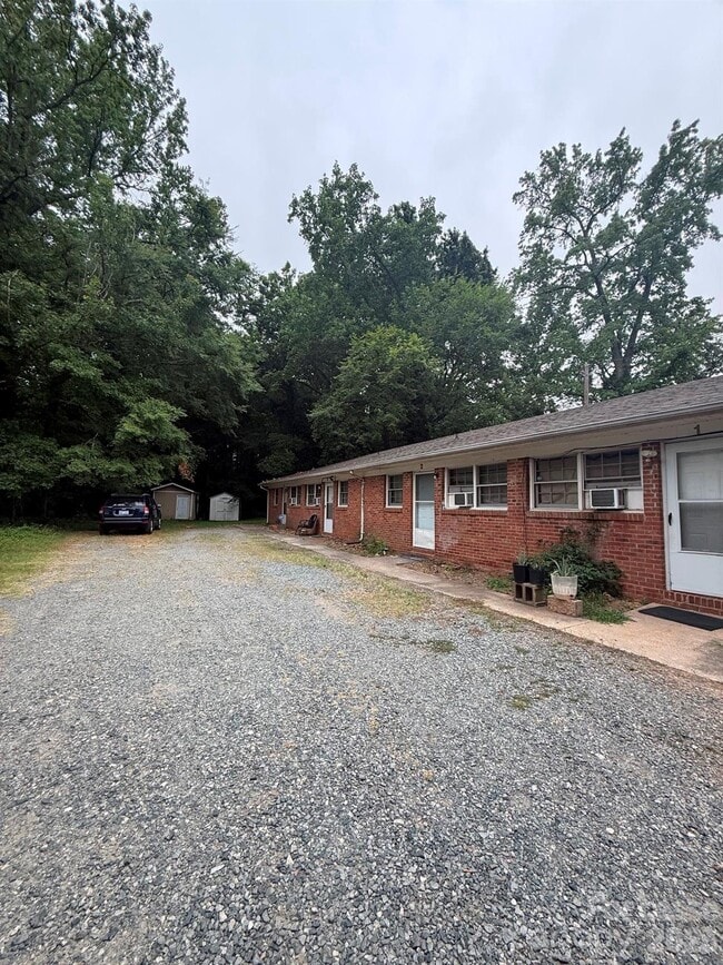 property at 3615 Morris Field Dr