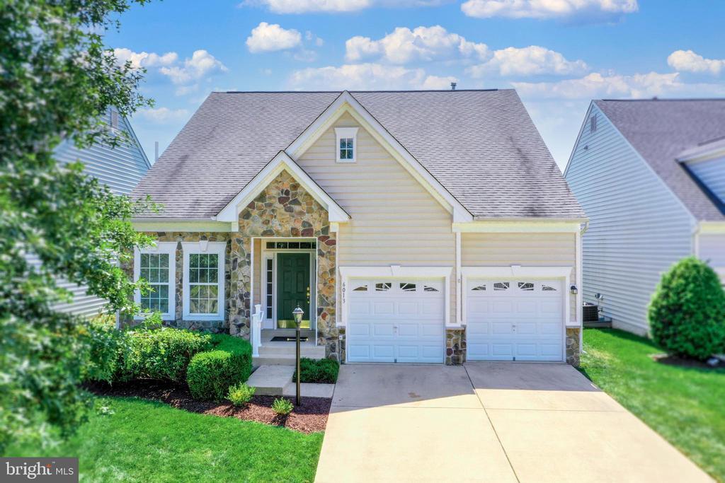 6013 Calumet Ct in Gainesville, VA - Building Photo