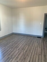 407 Oak Ave SE in Massillon, OH - Building Photo - Building Photo