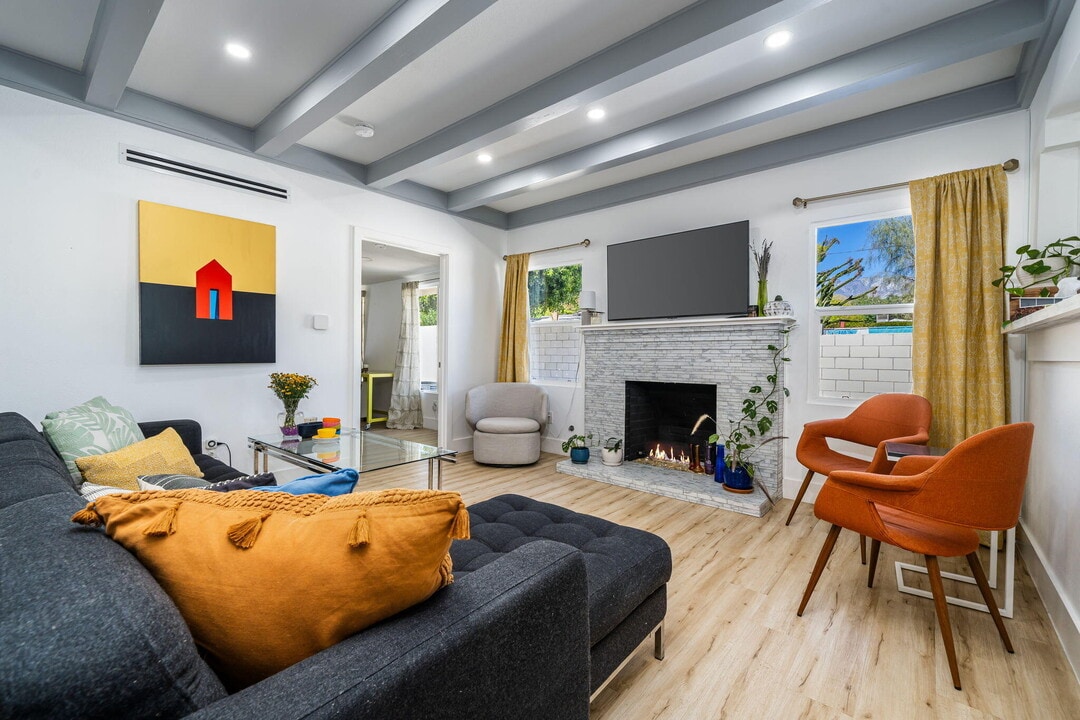 68695 F St in Cathedral City, CA - Building Photo