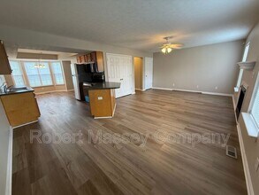 12806 Lost Hill Walk in Louisville, KY - Building Photo - Building Photo