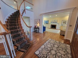 12 Foxview Cir in Hockessin, DE - Building Photo